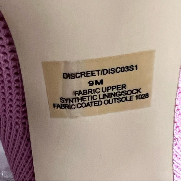 Steven Madden Discreet Knit Pointed Toe Sock Booties - Picture 9 of 11